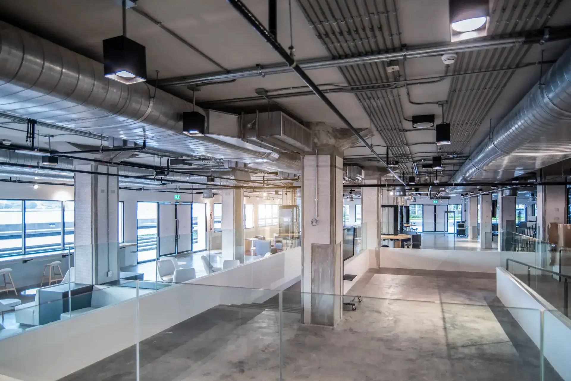 modifica sapzio interno azienda scaled 1 Kadef SpA